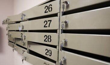 С 1 декабря россиян начнут штрафовать за «незаконный» половичок в подъезде