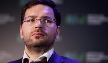 Сынок начальника главного госканала развалил VK, а теперь добрался до «Лесты»