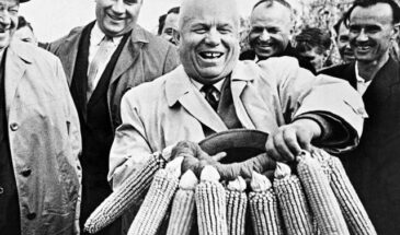 Евгений Спицын: Хрущёв хотел демонтировать «сталинскую систему», а разрушил СССР