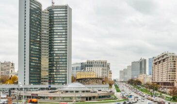 Храм Грибоедова и дом-книжка СЭВ уходят азербайджанским олигархам под шумок «народного голосования»