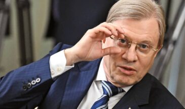 Савельев и Мантуров опять мечтают о покупке боингов и эйрбасов