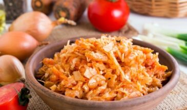 Тушёная капуста по-домашнему: 30 минут, одна сковорода — и аромат детства на кухне