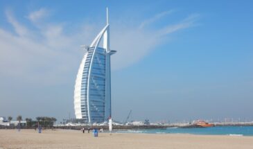 Дешевле 10 тысяч: туристам предложили слетать в Дубай на Новый год. В какие даты билеты дешевле всего