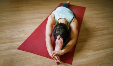 «Остеохондроз отступает за 2 минуты в день» — врач рассказал, какие 3 упражнения реально снимают боль в спине без кремов и уколов