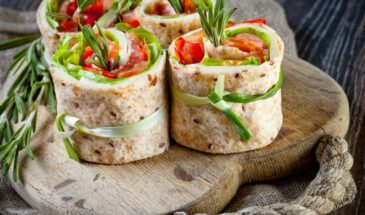 «Гости просят рецепт после первой порции»: рулеты из лаваша — и крошек не остаётся. 7 начинок на все случаи