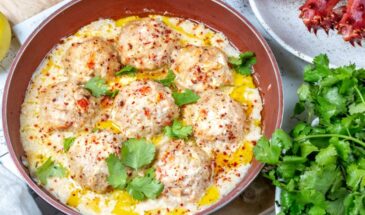 Обычные фрикадельки? Нет. Такие — с сыром дорблю — разлетаются за пять минут. Даже гости просят рецепт дважды