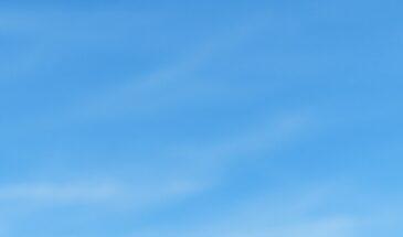 «Летающие точки» перед глазами? Это не мигрень и не усталость. Это — эффект синего поля. И вот что вы на самом деле наблюдаете