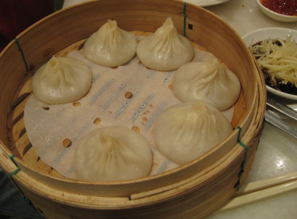 Как правильно варить хинкали: в кастрюле, в мультиварке, на пару — и почему 9 из 10 портят их в первую минуту