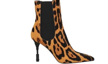 Брызнула на подошву — и по льду, как по ковровой дорожке: проверенный лайфхак от гололёда, который работает несколько дней