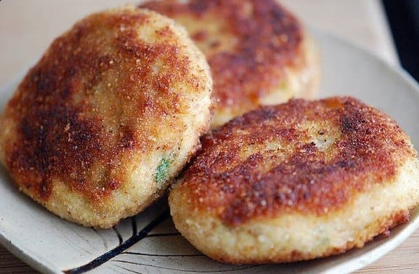 Секрет сочных котлет, о котором молчат повара: 1 ложка этого продукта — и фарш никогда не подсыхает