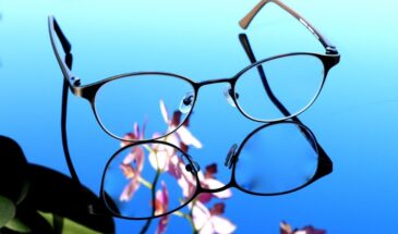 Средство с мужской полки — и очки перестают запотевать за 10 секунд. Лайфхак, о котором молчат даже оптики