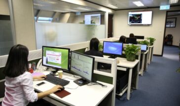 13-я зарплата в 2026 году: обязан ли работодатель платить и кому она реально полагается — разъяснение Роструда