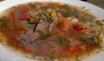 «Щи со свининой — как огонь, а все хлебают!»: старинный рецепт для рождественского стола, от которого не оторваться