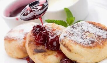 «Сырники-взрыв»: разрезаешь — и вишня хлынула! Готовятся проще простого, а гости думают, что вы всю ночь колдовали