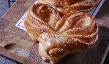 Эти сахарные плюшки — просто ого-го: бабушкин рецепт, готовится за час, а съедаются за пять минут