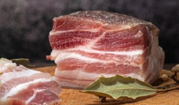 Сало за два дня: нежное, с ароматом чеснока и луковой шелухи — и никакого ожидания по две недели