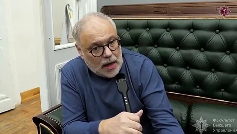 Михаил Хазин о рождении нового мира: найдет ли в нем Россия достойное место с такими слабыми элитами?