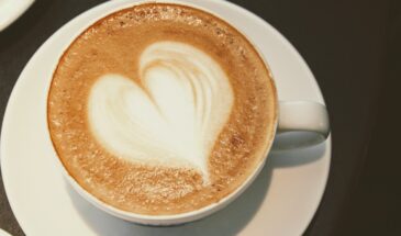 Не розы и не шоколад: 7 подарков на 14 февраля, которые не отправятся пылиться на полку