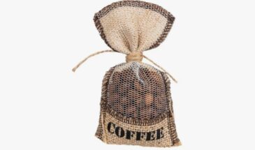 Тот самый запах новой машины. Что скрывают автомобильные ароматизаторы и чем их заменить