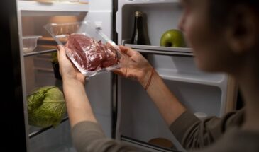Два часа решают всё. Почему разморозка холодильника может закончиться отравлением