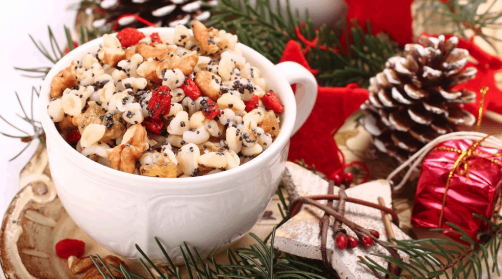 Кутья на Рождество: как приготовить по-настоящему мягкой, ароматной и сочной — без «сухой мучной массы»