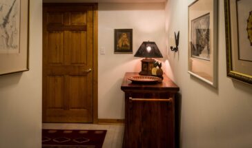 Почему ваш коридор заслуживает большего, чем вешалка: как 3 квадратных метра меняют всё впечатление о доме