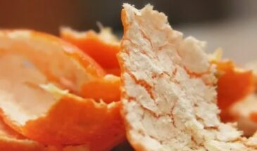 Мандариновые корки заливаю уксусом — и всю зиму чищу дом без химии: лайфхак, о котором молчат