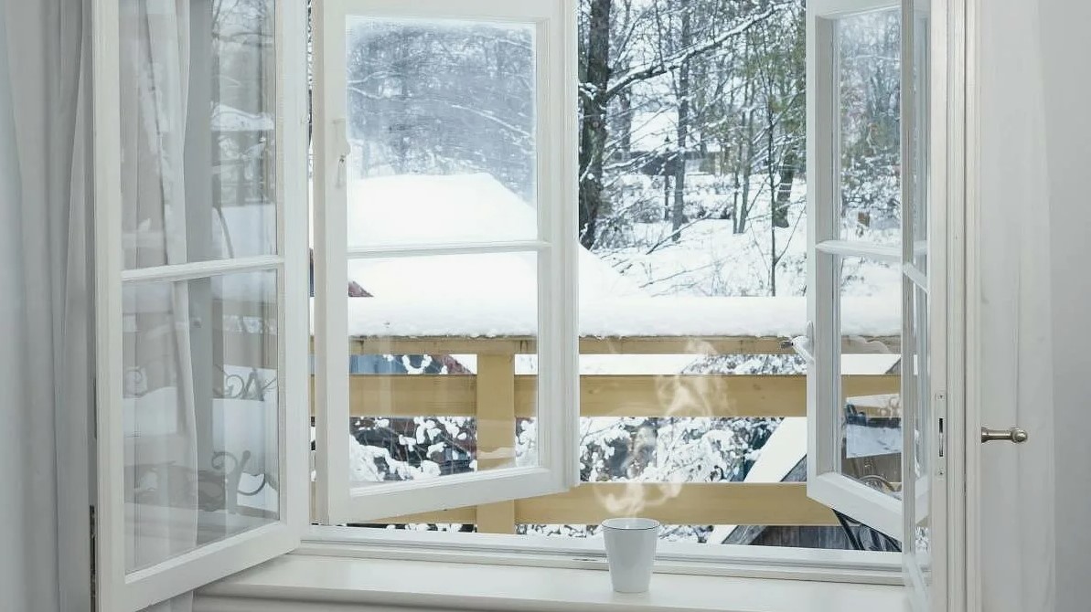 Пять мест в квартире, которые нельзя часто проветривать зимой — иначе появится плесень или простуда