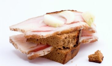 Если вы едите сало так — это большая ошибка: какие сочетания убивают всю пользу продукта