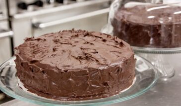 Шоколадный торт посреди недели: почему 27 января нельзя отказаться от кусочка сладкого