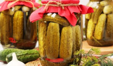 Домашние солёные хрустящие огурцы в банках на зиму — редко доживают до весны: их сметают гораздо раньше!