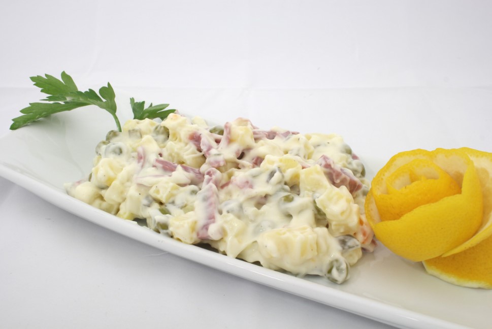 Как сделать «Оливье» в 10 раз вкуснее — повара раскрыли секрет, о котором молчат все рецепты