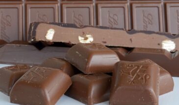 Почему нельзя есть орехи с шоколадом — диетологи раскрыли опасную «ловушку» в любимом перекусе