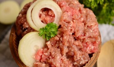 Стала добавлять это в фарш — эффект потрясающий ! Сочные котлеты, которые просят готовить снова и снова!
