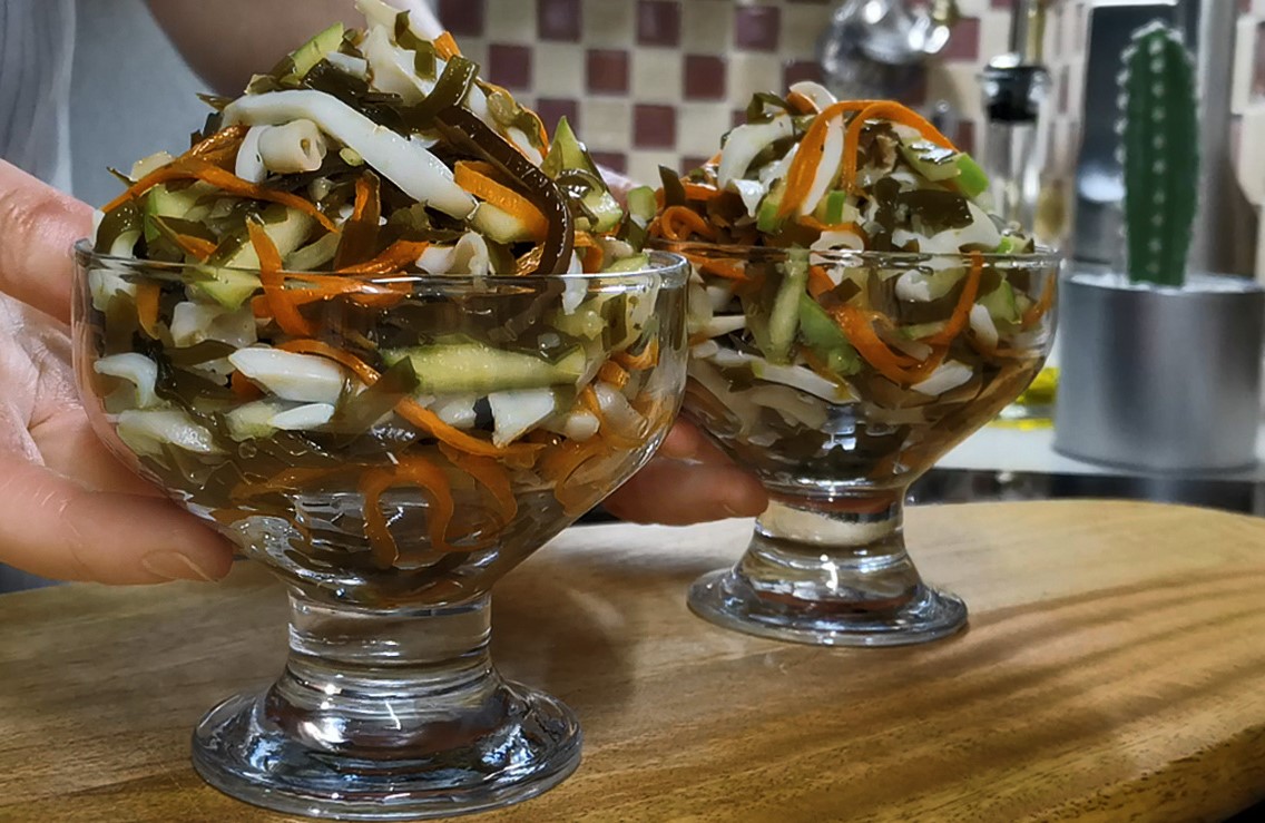 Эти салаты на Дальнем Востоке едят килограммами — три рецепта, которым нет равных по вкусу и простоте!