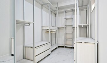 Гардеробная — не роскошь, а терапия: как правильно организованное хранение меняет жизнь изнутри