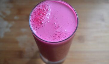 От свекольного латте до воды с перцем — 7 необычных напитков на завтрак, которые взбодрят и укрепят здоровье
