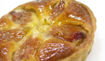 Рождественский пирог с апельсином и корицей — готов за 25 минут, а пахнет на весь дом с первой минуты в духовке