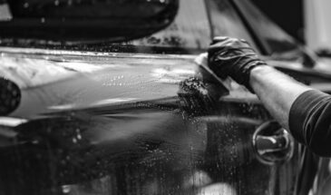 Мыть ли машину зимой: когда это необходимо, а когда лучше повременить — советы для владельцев авто