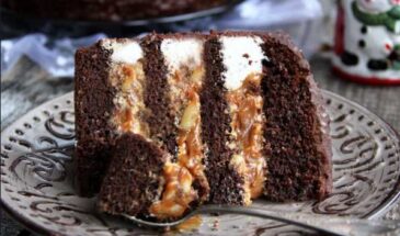 Десерт мечты: торт «Сникерс» со сгущёнкой, который тает во рту