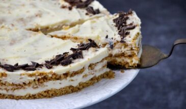 «Наполеон» уступил место: торт «Пломбир» без духовки за 15 минут разошёлся за пять минут