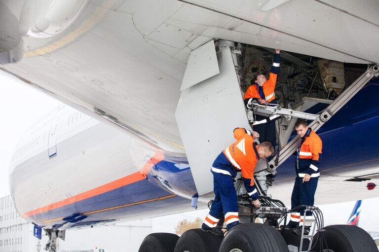 Безопасность полётов в «Аэрофлоте» измеряется в пряниках: летать самолетами этой авиакомпании становится небезопасно