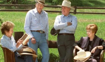 «Команда разрушителей»: историк Спицын рассказал, как Горбачёв начал с «ускорения», а закончил крахом страны