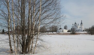 22 февраля — особый день для православных: почему тысячи верующих спешат к мощам патриарха Тихона и о чем молят святителя, пережившего гонения на Церковь