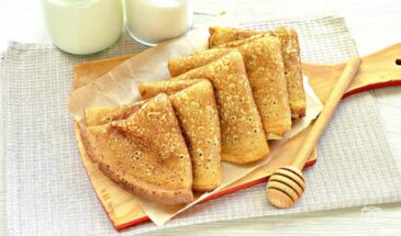 Дрожжевые блины, от которых невозможно оторваться: секрет пышных и ажурных блинчиков за 40 минут