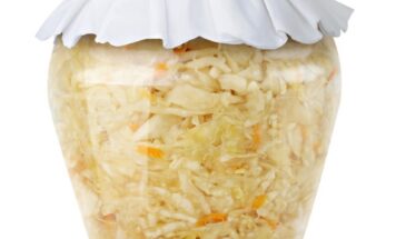 Полнолуние 12 февраля лучше пропустить: капуста, заквашенная в этот день, часто получается мягкой и без хруста