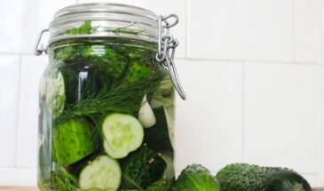 Маринованные огурчики за 5 минут: один секрет и хрустящая закуска готова уже к ужину — без стерилизации, без ожидания, без лишних хлопот