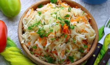 Капуста с луком и зеленью за 3 дня: февральский рецепт, который путают с бабушкиным