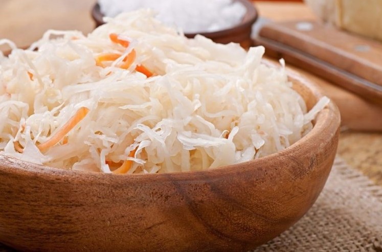 Засолка капусты без воды: февральский лайфхак за 3 дня и без единой капли рассола