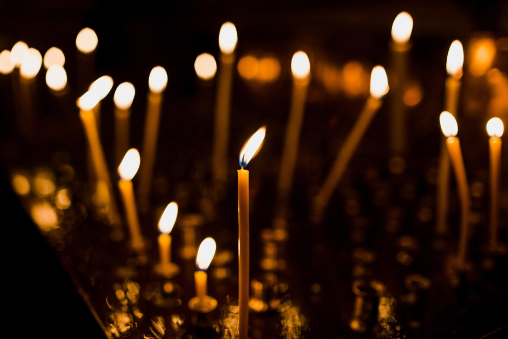 «Не креститесь так!»: 5 ошибок новичка в храме, которые бросаются в глаза бывалым прихожанам